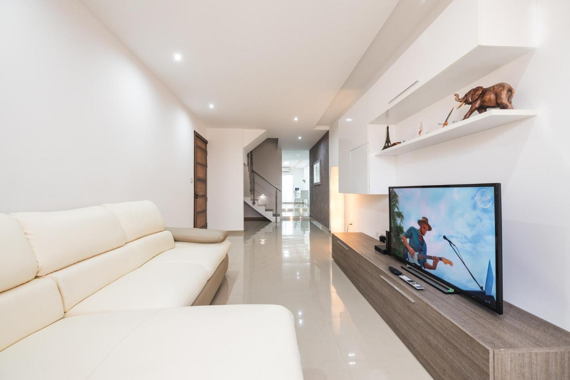 Apartament Spacious 2 Bedroom *