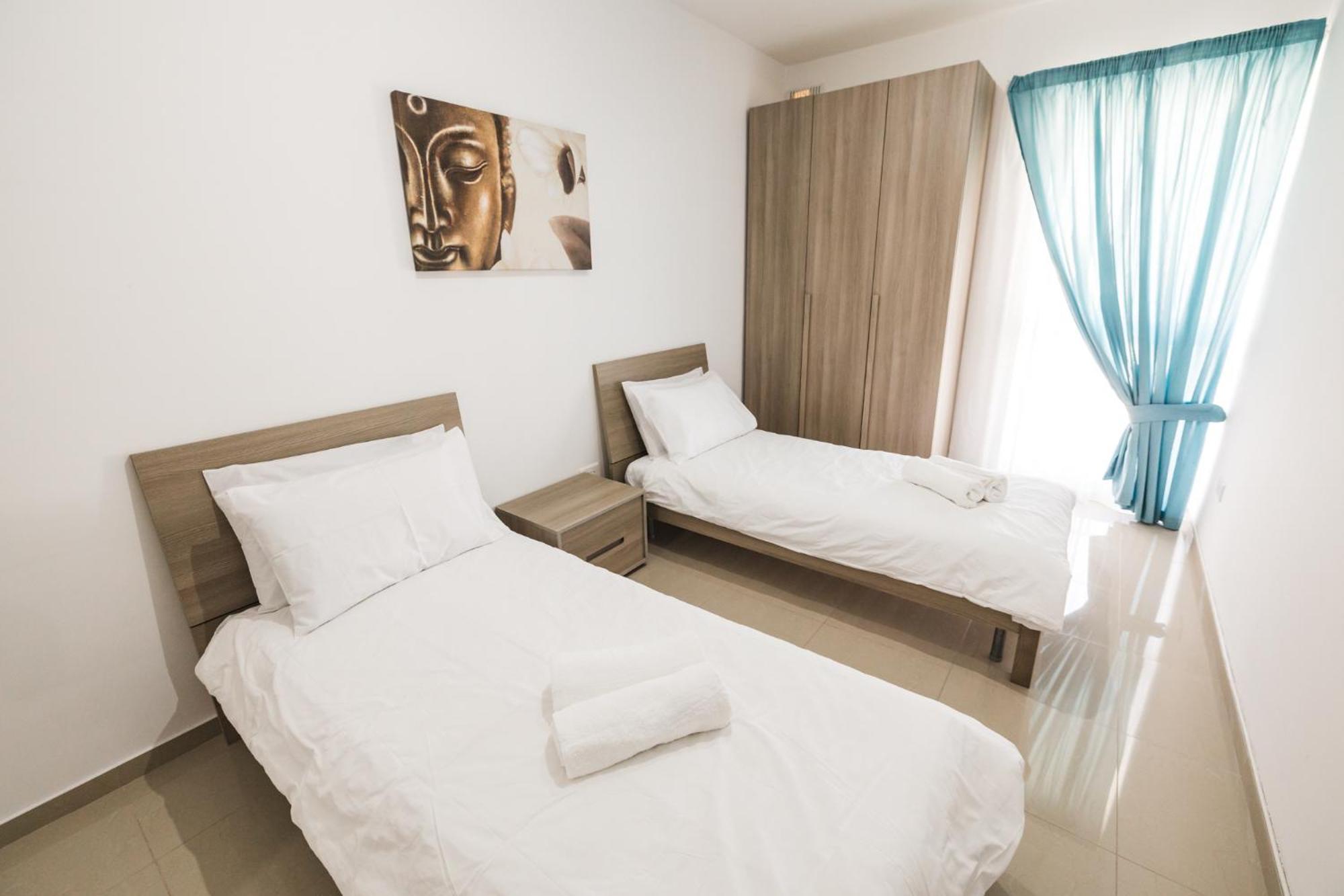 Apartament Spacious 2 Bedroom *